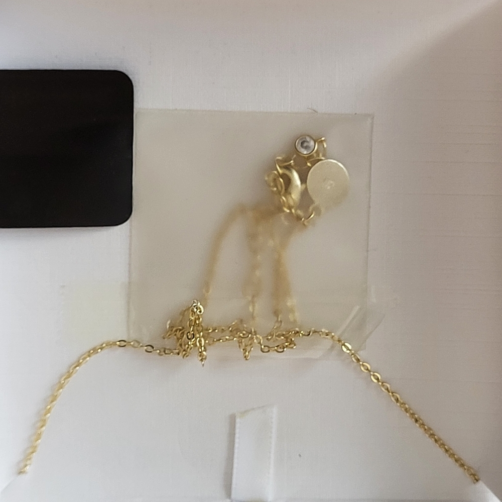 Rae Dunn My Mom My Queen Necklace - Picture 7 of 12